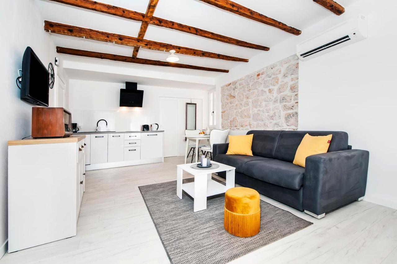 Apartment De Amicis 로비니 외부 사진